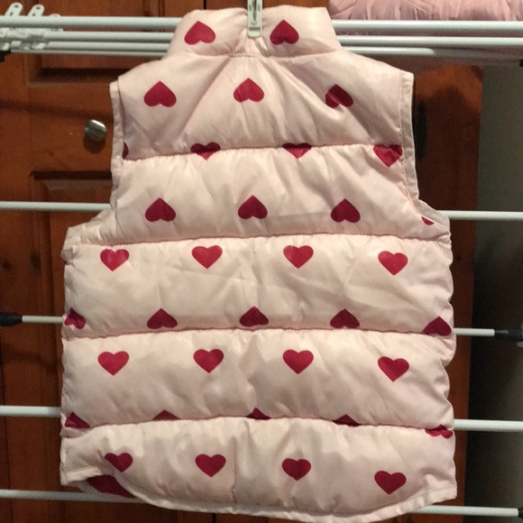 Girl reversible puffer vest - Picture 2 of 5